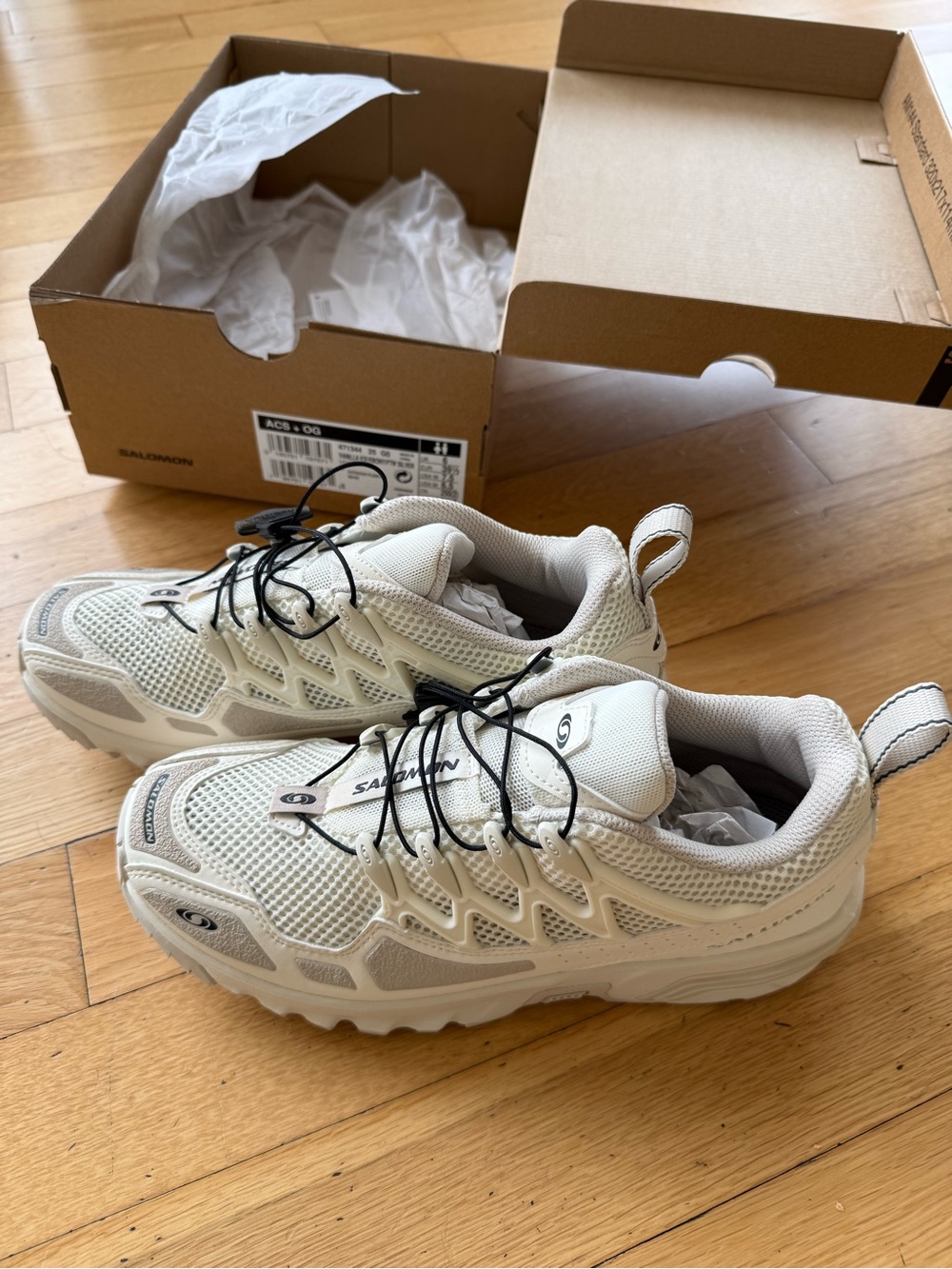 Salomon White Sneakers with Black Laces - Picture 4 of 6